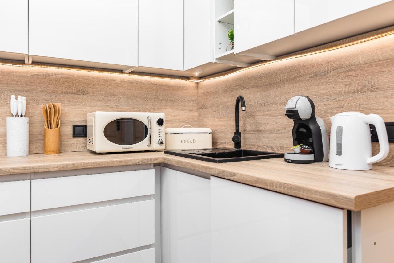 Bm Apartamenty Waly Chrobrego Radogoska Parking Free 슈체친 외부 사진