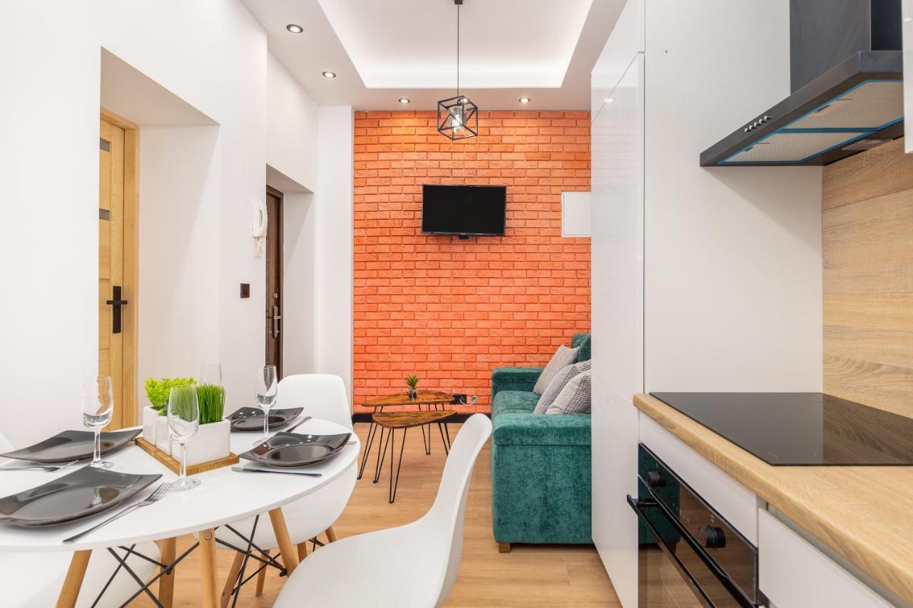 Bm Apartamenty Waly Chrobrego Radogoska Parking Free 슈체친 외부 사진